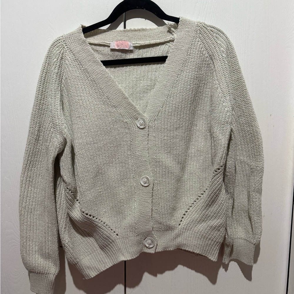 Elegant Cream Knit Cardigan